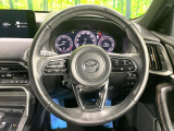 【純正革巻きステアリング】上質な革を使用することで、手にしっかり馴染みとても運転しやすいハンドルです♪