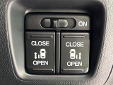 【両側パワースライドドア】スマートキーや運転席のスイッチで後席両側スライドドアの開閉が可能♪電動だから力を入れてドアを開ける必要が無く、小さなお子様でも簡単に開け閉めでき快適です♪