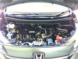 自慢のエンジンはパワードbyHONDAです。精度とバランスにこだわって、低回転からスムースなパワーを発揮します。