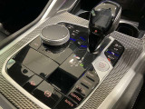 お車はご予約状況などにより、ご案内出来ない場合がございます。ご来店いただける際は、事前にご連絡くださいますよう、お願い申し上げます。