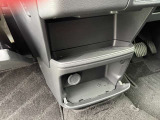 使いかってのいいセンター収納です。