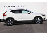 XC40 B4 モメンタム 