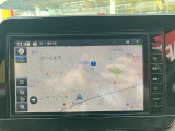 ディーラーオプション9インチメモリーナビ付きです!操作もわかりやすく、目的地検索もラクラクです!