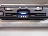 ■【ETC車載器】が装備されています。セットアップをしてお渡しとなり、ETCカードを差し込むだけで高速道路の利用が可能です。