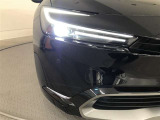 LEDヘッドライトです。デザイン性がよくとても明るいので、夜間の走行や悪天候でも安心です。しかも長寿命!