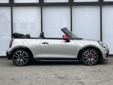 国道246号線沿い、南町田グランベリーパーク駅すぐ。MINI NEXT 東名横浜/〒194-0004 東京都町田市鶴間5-18-1