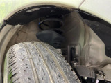 お車を安心してお乗りいただく為には、足回りの定期点検が欠かせません。サービスサポート(有償保証)では無料点検もご提供しており、安心のカーライフをお過ごしいただけるサポート体制が整っています。