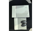 インテリジェントキーで鍵をカバンやポケットに入れたままでもドアの開閉ができるので手間を省けて便利!取り扱い説明書も付いているので安心です。