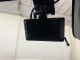 ドライブレコーダー動画を残すことで万が一の事態に遭遇した時の必須アイテムです。急ブレーキ・急ハンドルが起こった際、自動で記録が上書きされずに保存され、後でPCで確認出来ます。(SDカード別売りです)