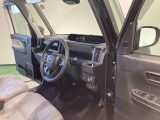 納車前にはプロのメカニックが点検、整備を行いますので安心してお乗り頂けます!!