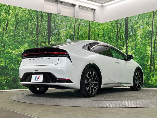 トヨタ プリウス 2.0 Z の中古車詳細 (23,300km, プラチナホワイト
