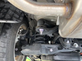 お車を安心してお乗りいただく為には、足回りの定期点検が欠かせません。サービスサポート(有償保証)では無料点検もご提供しており、安心のカーライフをお過ごしいただけるサポート体制が整っています。