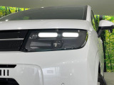 【シーケンシャルターンランプ付きLEDヘッドライト】人気の『流れるウィンカー』付きのLEDヘッドライトを装備♪高級感はもちろん、点灯時は存在感たっぷりで他車からも認識されやすく安心です。