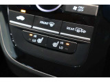 シートヒーター装備付き車!!座席に埋め込まれた電熱線によりシートを暖めることが出来る装備で、温められたシートは、寒い冬には最適です!!
