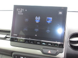 ナビゲーションは純正9インチメモリーナビ(LXU-247NBi)を装着しております。AM、FM、CD、DVD再生、Bluetooth、音楽録音再生、フルセグTVがご使用いただけます。
