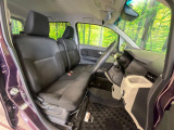 運転席シート廻りは使用感も少なく、良好な状態となっています。丁寧に使われていたことがよくわかりますね。