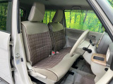 運転席シート廻りは使用感も少なく、良好な状態となっています。丁寧に使われていたことがよくわかりますね。