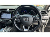 コックピット感満載の運転席となっております!操作スイッチが手が届く範囲にあるので、非常に操作性が高くなっております!