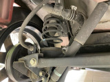 お車を安心してお乗りいただく為には、足回りの定期点検が欠かせません。サービスサポート(有償保証)では無料点検もご提供しており、安心のカーライフをお過ごしいただけるサポート体制が整っています。