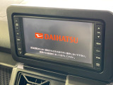 【純正ナビ】人気の純正ナビを装備しております。ナビの使いやすさはもちろん、オーディオ機能も充実!キャンプや旅行はもちろん、通勤や買い物など普段のドライブも楽しくなるはず♪