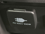 【アクセサリーコンセント】キャンプやスポーツ、アウトドアでのアクティビティはもちろん、災害・停電の際に助けにもなるAC100Vコンセントを装備♪ケータイやタブレット、ゲーム機器の充電にも♪
