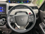 【ステアリングスイッチ】運転中、前方から目線をそらすことなく、オーディオ等の操作が可能な便利機能!安心&快適なドライブを演出してくれます♪