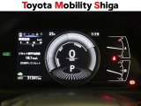 昼間でもくっきり見やすい、高質感メーターです。