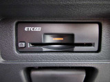 スッキリと収まったETC2.0ユニット。 やはり便利さからマストアイテムになってきましたね。