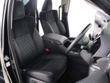 (電動シート)運転席8ウェイパワーシート!シートメモリー機能付き!上級グレードならではの贅沢装備で人気装備となります。