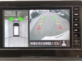 アラウンドビューモニター装備!空から見ているような映像によって不慣れな場所での車庫入れや縦列駐車等はもちろん狭い道でのすれ違いも安心♪