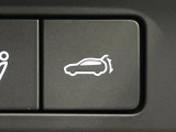 【パワーバックドア】スマートキーや運転席のボタンを押すだけでリアゲートが自動で開閉します!荷物を持っている時や、高い位置にあるバックドアを閉める際に便利な機能です♪