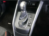 CVT車のシフトレバー