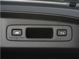 ◆予約クローズ機能付きパワーテールゲート◆キーや運転席のボタン、ハンズフリー機能など多彩なアクセスで自動開閉できます。