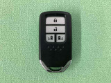 スマートキー付きですからドアロックの開閉およびエンジンスタートが楽々です。電動スライドドアの開け閉めもボタンで操作できます。