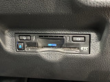 いまや快適なカーライフに欠かせないETCが付いています。