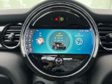 MINI Cardご用意しております。充実のポイントプログラムや多様なサービスの他にカード契約期間中はMINI エマージェンシー・サービスが24時間365日ご利用いただけます。