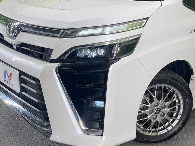 トヨタ ヴォクシー 1.8 ハイブリッド ZS 煌 の中古車詳細 (98,060km