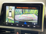 【パノラミックビューモニター】専用のカメラにより、上から見下ろしたような視点で360度クルマの周囲を確認することができます☆死角部分も確認しやすく、狭い場所での切り返しや駐車もスムーズに行えます。