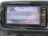 バックガイドモニターで、後方を確認しながら安心して駐車することができます。運転初心者も熟練者も必須の機能ですよ!