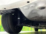 お車を安心してお乗りいただく為には、足回りの定期点検が欠かせません。サービスサポート(有償保証)では無料点検もご提供しており、安心のカーライフをお過ごしいただけるサポート体制が整っています。