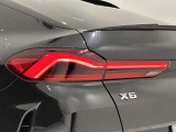 BMW伝統のL字型テールライト