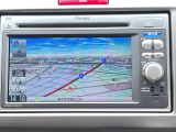 Gathersメモリーナビがついています。CD、DVD、ワンセグが視聴できます。