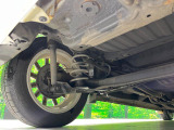 お車を安心してお乗りいただく為には、足回りの定期点検が欠かせません。サービスサポート(有償保証)では無料点検もご提供しており、安心のカーライフをお過ごしいただけるサポート体制が整っています。