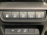 カメラ切替スイッチにパーキングセンサーOFFスイッチをクラスターにまとめています。