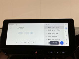 いまや必須装備「ナビゲーション」搭載!知らない場所にスイスイッとドライブ。もう、これなしではハンドルを握れませんね!でも運転中の操作は危険ですのでご注意ですね☆