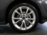正規ディーラー (株)ファーレン古都 Audi京都南のお車をご覧いただき有難うございます。気になる点やご相談などお気軽にお問い合わせくださいませ。