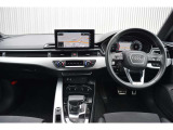 Audiのインテリアはエクステリア同様、優れたデザイン性とクオリティ、そして機能性を兼ね備えております。