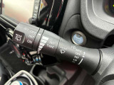 動くタイミングを調整できる間欠式ワイパーは、車速に連動して間欠時間が変化する機能も備えて運転をサポートしてくれます!
