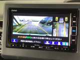 便利な3ビュー切り替え、ガイド線表示付きのバックカメラです!後退時、後方の視界をサポートします!