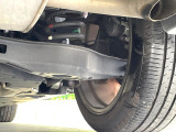 お車を安心してお乗りいただく為には、足回りの定期点検が欠かせません。サービスサポート(有償保証)では無料点検もご提供しており、安心のカーライフをお過ごしいただけるサポート体制が整っています。